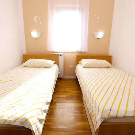 Apartment Fuer 4 Personen Ca 50 Qm In Fazana, Istrien Istrische Riviera *